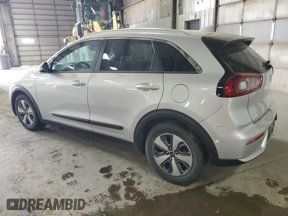 2017 Kia Niro EX with VIN KNDCC3LC6H5102039, listed as a Copart auction lot 55445845 with 132,958 mi miles and Clean Title. Bid and sale history available at carsss.com. Image 2.