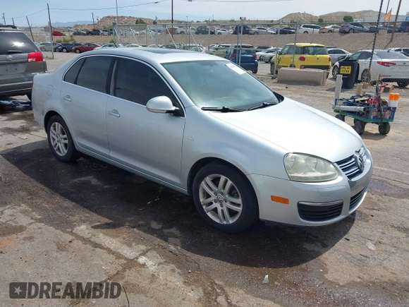 2007 Volkswagen Jetta Wolfsburg Edition с VIN 3VWEF81K57M189364, выставлен на аукционе IAAI как лот 42368801 с пробегом 193 951 миль миль и . История ставок и продаж доступна на DreamBid. Изображение 1.