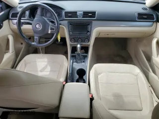 2015 Volkswagen Passat 1.8T Wolfsburg Ed with VIN 1VWAT7A34FC060719, listed as a Copart auction lot 50045085 with 191,762 mi miles and Salvage Title. Bid and sale history available at carsss.com. Image 8.
