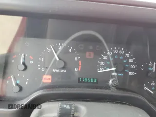 1999 Jeep Wrangler Sport z VIN 1J4FY19S4XP111512, wystawiony jako Copart lot #50330025 z przebiegiem 118 583 mil mil oraz Czysty tytuł • Clean title. Historia ofert i sprzedaży dostępna na DreamBid. Obrazek 9.