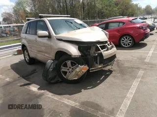 2007 Suzuki Grand Vitara Luxury z VIN JS3TD947574203449, wystawiony jako IAAI lot #41965640 z przebiegiem 177 498 mil mil oraz . Historia ofert i sprzedaży dostępna na DreamBid. Obrazek 1.