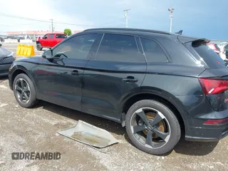 2019 Audi SQ5 Premium Plus z VIN WA1B4AFY4K2070490, wystawiony jako IAAI lot #42163122 z przebiegiem 105 890 mil mil oraz . Historia ofert i sprzedaży dostępna na DreamBid. Obrazek 14.