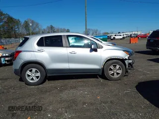 2020 Chevrolet Trax LS with VIN KL7CJKSB8LB037128, listed as a IAAI auction lot 41761398 with 134,909 mi miles. Bid and sale history available at carsss.com. Image 14.