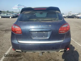 2012 Porsche Cayenne with VIN WP1AA2A23CLA01111, listed as a Copart auction lot 72431654 with 123,635 mi miles and Salvage title. Bid and sale history available at DreamBid. Image 6.