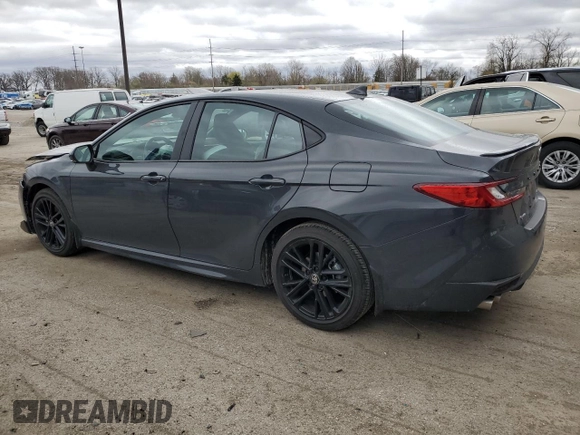 2025 Toyota Camry LE z VIN 4T1DAACK6SU027261, wystawiony jako Copart lot #53074595 z przebiegiem 9 774 mil mil oraz Szkoda całkowita • Salvage title. Historia ofert i sprzedaży dostępna na DreamBid. Obrazek 2.