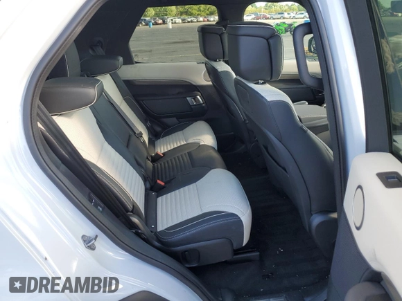 2022 Land Rover Discovery HSE R-Dynamic with VIN SALRM4EU4N2460992, listed as a Copart auction lot 60807804 with 42,244 mi miles and Salvage Title. Bid and sale history available at carsss.com. Image 10.