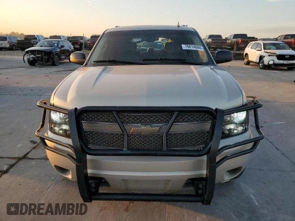 2008 Chevrolet Suburban LTZ with VIN 3GNFC16J78G204719, listed as a Copart auction lot 76814694 with 258,396 mi miles and Salvage Title. Bid and sale history available at carsss.com. Image 5.