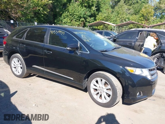 2015 Toyota Venza LE with VIN 4T3BA3BB9FU067531, listed as a IAAI auction lot 40539954 with 113,299 mi miles. Bid and sale history available at carsss.com. Image 1.