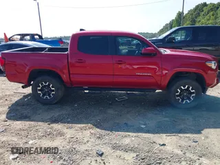 2018 Toyota Tacoma SR with VIN 5TFCZ5AN7JX163344, listed as a IAAI auction lot 40008984 with 93,598 mi miles. Bid and sale history available at carsss.com. Image 13.