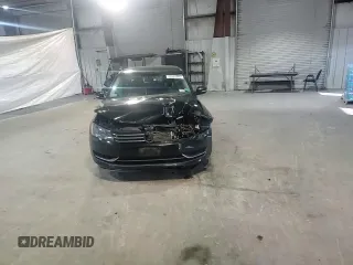 2014 Volkswagen Passat Wolfsburg Edition z VIN 1VWAT7A36EC081263, wystawiony jako Copart lot #52681045 z przebiegiem 114 333 mil mil oraz Czysty tytuł • Clean title. Historia ofert i sprzedaży dostępna na DreamBid. Obrazek 11.