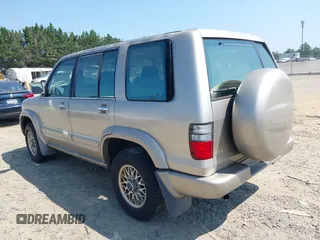 2002 Isuzu Trooper S with VIN JACDJ58X527J09916, listed as a IAAI auction lot 42603637 with 177,237 mi miles and . Bid and sale history available at DreamBid. Image 3.