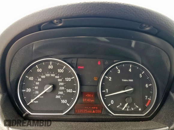 2011 BMW 1 Series 128i with VIN WBAUP7C5XBVM54479, listed as a Copart auction lot 66010505 with 133,535 mi miles and Clean title. Bid and sale history available at DreamBid. Image 9.