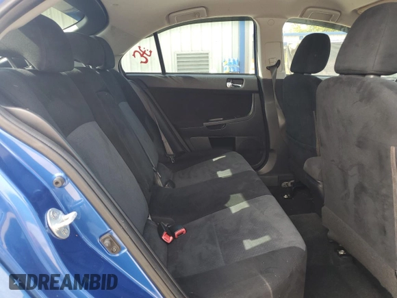 2010 Mitsubishi Lancer GTS z VIN JA32X8HW1AU005082, wystawiony jako Copart lot #57768645 z przebiegiem 113 745 mil mil oraz Szkoda całkowita • Salvage title. Historia ofert i sprzedaży dostępna na DreamBid. Obrazek 11.