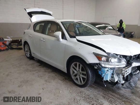 2014 Lexus CT 200h Hybrid with VIN JTHKD5BH4E2201634, listed as a IAAI auction lot 41068948 with 132,125 mi miles. Bid and sale history available at carsss.com. Image 1.