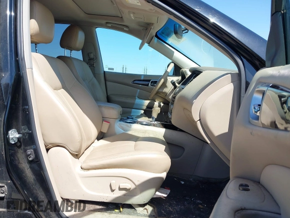 2014 Nissan Pathfinder SL z VIN 5N1AR2MM7EC613043, wystawiony jako IAAI lot #41948802 z przebiegiem 149 642 mil mil oraz . Historia ofert i sprzedaży dostępna na DreamBid. Obrazek 5.