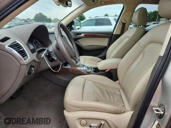 2016 Audi Q5 Premium Plus z VIN WA1L2AFP9GA123327, wystawiony jako Copart lot #63711115 z przebiegiem 113 411 mil mil oraz Czysty tytuł • Clean title. Historia ofert i sprzedaży dostępna na DreamBid. Obrazek 7.