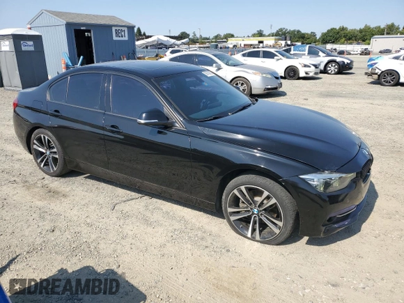 2018 BMW 3 Series 330i with VIN WBA8B9G52JNU98674, listed as a Copart auction lot 59783985 with 77,712 mi miles and Clean title. Bid and sale history available at DreamBid. Image 4.