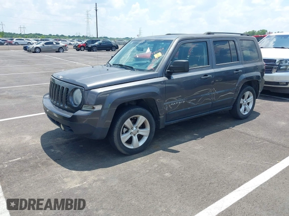 2014 Jeep Patriot High Altitude z VIN 1C4NJPFA9ED763968, wystawiony jako IAAI lot #42604911 z przebiegiem 134 519 mil mil oraz . Historia ofert i sprzedaży dostępna na DreamBid. Obrazek 2.