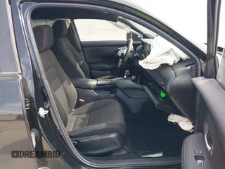 2024 Honda HR-V Sport z VIN 3CZRZ1H53RM707679, wystawiony jako IAAI lot #42041371 z przebiegiem 32 383 mil mil oraz . Historia ofert i sprzedaży dostępna na DreamBid. Obrazek 5.