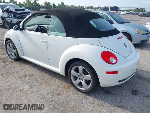 2009 Volkswagen Beetle S with VIN 3VWRF31YX9M402739, listed as a IAAI auction lot 42353898 with Not provided miles and . Bid and sale history available at DreamBid. Image 3.