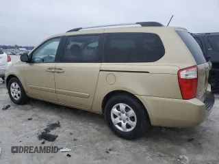 2009 Kia Sedona LX with VIN KNDMB233296311792, listed as a Copart auction lot 46840225 with 211,131 mi miles and Clean Title. Bid and sale history available at carsss.com. Image 2.