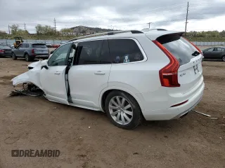 2018 Volvo XC90 Momentum с VIN YV4A22PK0J1378054, выставлен на аукционе Copart как лот 54322155 с пробегом 88 822 миль миль и Списание • Salvage title. История ставок и продаж доступна на DreamBid. Изображение 2.