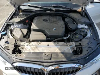 2020 BMW 3 Series 330i with VIN WBA5R1C01LFH42423, listed as a Copart auction lot 54194495 with 50,688 mi miles and Salvage Title. Bid and sale history available at carsss.com. Image 11.