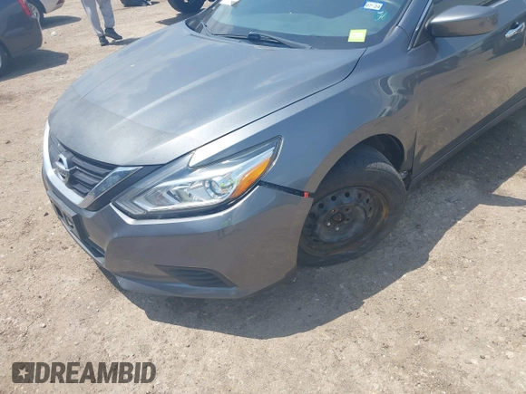 2018 Nissan Altima SV with VIN 1N4AL3AP9JC245829, listed as a IAAI auction lot 42129170 with 54,395 mi miles and . Bid and sale history available at carsss.com. Image 6.