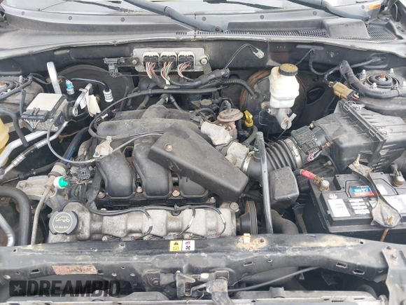 2006 Ford Escape XLT z VIN 1FMCU03126KB78152, wystawiony jako IAAI lot #42759568 z przebiegiem 132 048 mil mil oraz . Historia ofert i sprzedaży dostępna na DreamBid. Obrazek 10.