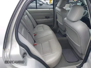 2003 Ford Crown Victoria LX z VIN 2FAFP74W53X151974, wystawiony jako IAAI lot #40887020 z przebiegiem 186 149 mil mil oraz . Historia ofert i sprzedaży dostępna na DreamBid. Obrazek 8.
