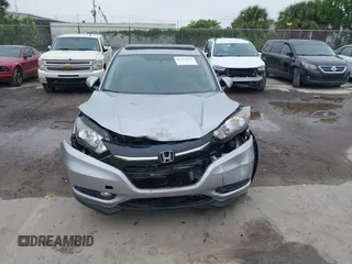 2017 Honda HR-V EX with VIN 3CZRU5H58HM724188, listed as a IAAI auction lot 41911570 with 100,132 mi miles. Bid and sale history available at carsss.com. Image 12.
