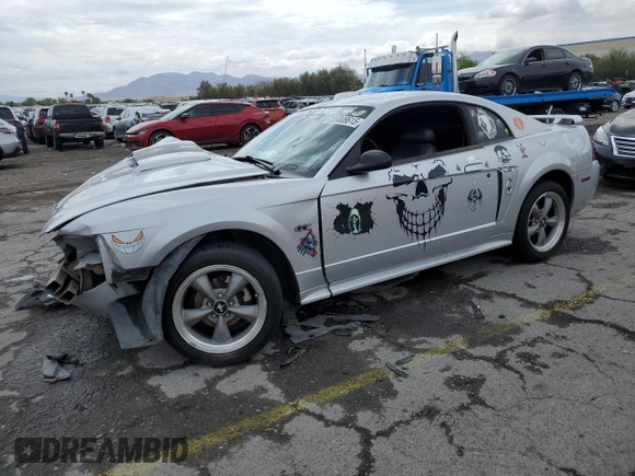 2001 Ford Mustang GT Deluxe с VIN 1FAFP42X51F228359, выставлен на аукционе Copart как лот 55808615 с пробегом 192 689 миль миль и Списание • Salvage title. История ставок и продаж доступна на DreamBid. Изображение 1.