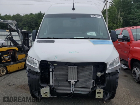 2023 Mercedes-Benz Sprinter Cargo Cargo with VIN W1Y40BHY4PT127894, listed as a Copart auction lot 63479764 with 9,003 mi miles and Salvage Title. Bid and sale history available at DreamBid. Image 5.