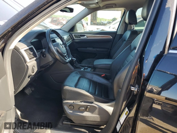 2018 Volkswagen Atlas SEL Premium z VIN 1V2NR2CA7JC568322, wystawiony jako Copart lot #58183355 z przebiegiem 99 832 mil mil oraz Szkoda całkowita • Salvage title. Historia ofert i sprzedaży dostępna na DreamBid. Obrazek 7.