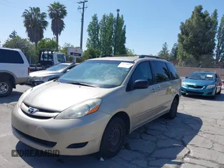 2009 Toyota Sienna CE with VIN 5TDZK23C29S262938, listed as a IAAI auction lot 42139539 with 288,784 mi miles. Bid and sale history available at carsss.com. Image 6.