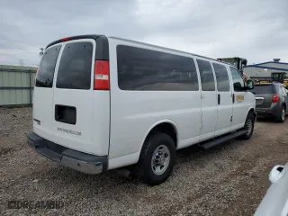 2016 Chevrolet Express Passenger LT with VIN 1GAZGPFG0G1270312, listed as a Copart auction lot 78641644 with 167,727 mi miles and Clean Title. Bid and sale history available at carsss.com. Image 3.