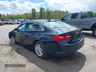 2018 Chevrolet Malibu LT z VIN 1G1ZD5ST3JF181523, wystawiony jako IAAI lot #42192338 z przebiegiem 71 376 mil mil oraz . Historia ofert i sprzedaży dostępna na DreamBid. Obrazek 3.