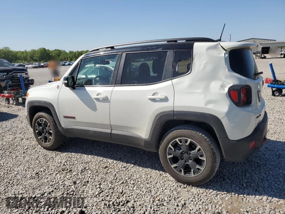 2023 Jeep Renegade Trailhawk z VIN ZACNJDC11PPP11965, wystawiony jako Copart lot #53273365 z przebiegiem 31 205 mil mil oraz Szkoda całkowita • Salvage title. Historia ofert i sprzedaży dostępna na DreamBid. Obrazek 2.