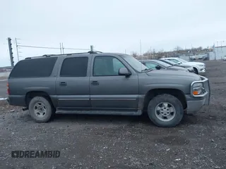 2001 Chevrolet Suburban LS with VIN 3GNFK16T41G243519, listed as a IAAI auction lot 41094019 with 220,640 mi miles and . Bid and sale history available at DreamBid. Image 14.