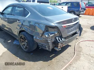 2015 Nissan Altima S with VIN 1N4AL3AP7FN359744, listed as a IAAI auction lot 41987153 with 196,855 mi miles and . Bid and sale history available at DreamBid. Image 6.