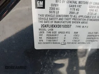 2013 GMC Terrain SLT z VIN 2GKFLVEKXD6193557, wystawiony jako IAAI lot #42670895 z przebiegiem 169 041 mil mil oraz . Historia ofert i sprzedaży dostępna na DreamBid. Obrazek 9.