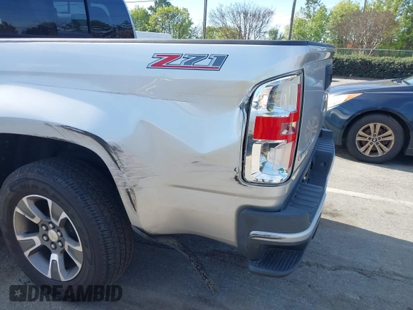 2017 Chevrolet Colorado 2WD Z71 z VIN 1GCGSDEN8H1154594, wystawiony jako IAAI lot #41817224 z przebiegiem 72 941 mil mil oraz . Historia ofert i sprzedaży dostępna na DreamBid. Obrazek 6.