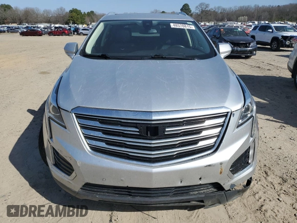 2017 Cadillac XT5 Luxury FWD z VIN 1GYKNBRSXHZ220290, wystawiony jako Copart lot #48578815 z przebiegiem 114 233 mil mil oraz Szkody całkowita. Historia ofert i sprzedaży dostępna na DreamBid. Obrazek 5.