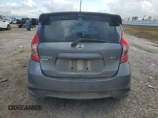 2017 Nissan Note SV z VIN 3N1CE2CP5HL378545, wystawiony jako Copart lot #89282085 z przebiegiem 135 115 mil mil oraz Szkoda całkowita • Salvage title. Historia ofert i sprzedaży dostępna na DreamBid. Obrazek 6.