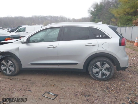 2019 Kia Niro LX with VIN KNDCB3LCXK5349252, listed as a IAAI auction lot 40891130 with 67,029 mi miles. Bid and sale history available at carsss.com. Image 14.