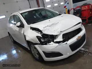 2015 Chevrolet Sonic LT with VIN 1G1JC5SH7F4220497, listed as a IAAI auction lot 41271173 with NaN miles. Bid and sale history available at carsss.com. Image 1.