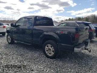 2015 Ford F-150 XLT with VIN 1FTEX1E82FFC01698, listed as a Copart auction lot 50373585 with 170,521 mi miles and Clean Title. Bid and sale history available at carsss.com. Image 2.