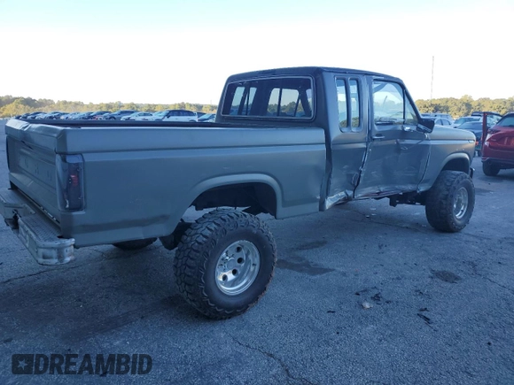 1986 Ford F-150 with VIN 1FTEX15N6GKA13863, listed as a Copart auction lot 76065584 with 203,343 mi miles and Salvage Title. Bid and sale history available at carsss.com. Image 3.