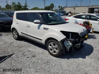 2017 Kia Soul with VIN KNDJN2A26H7449459, listed as a Copart auction lot 52919425 with 37,228 mi miles and Salvage Title. Bid and sale history available at carsss.com. Image 4.