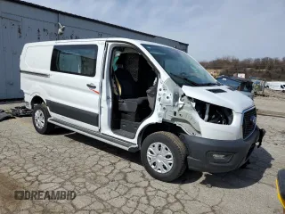2024 Ford Transit Cargo with VIN 1FTBR1Y84RKB03745, listed as a Copart auction lot 49505745 with 867 mi miles and Clean Title. Bid and sale history available at DreamBid. Image 4.